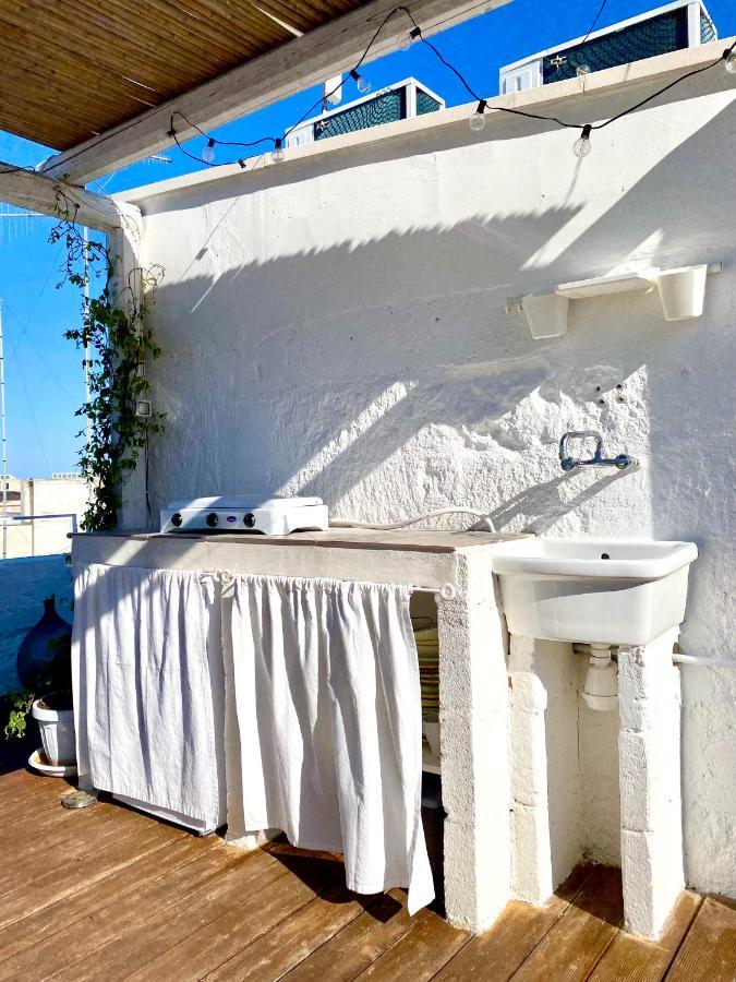Amalfi Pool Suite - Puglia Mia Apartments โมโนโปลี ภายนอก รูปภาพ