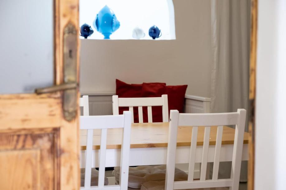 Amalfi Pool Suite - Puglia Mia Apartments โมโนโปลี ภายนอก รูปภาพ