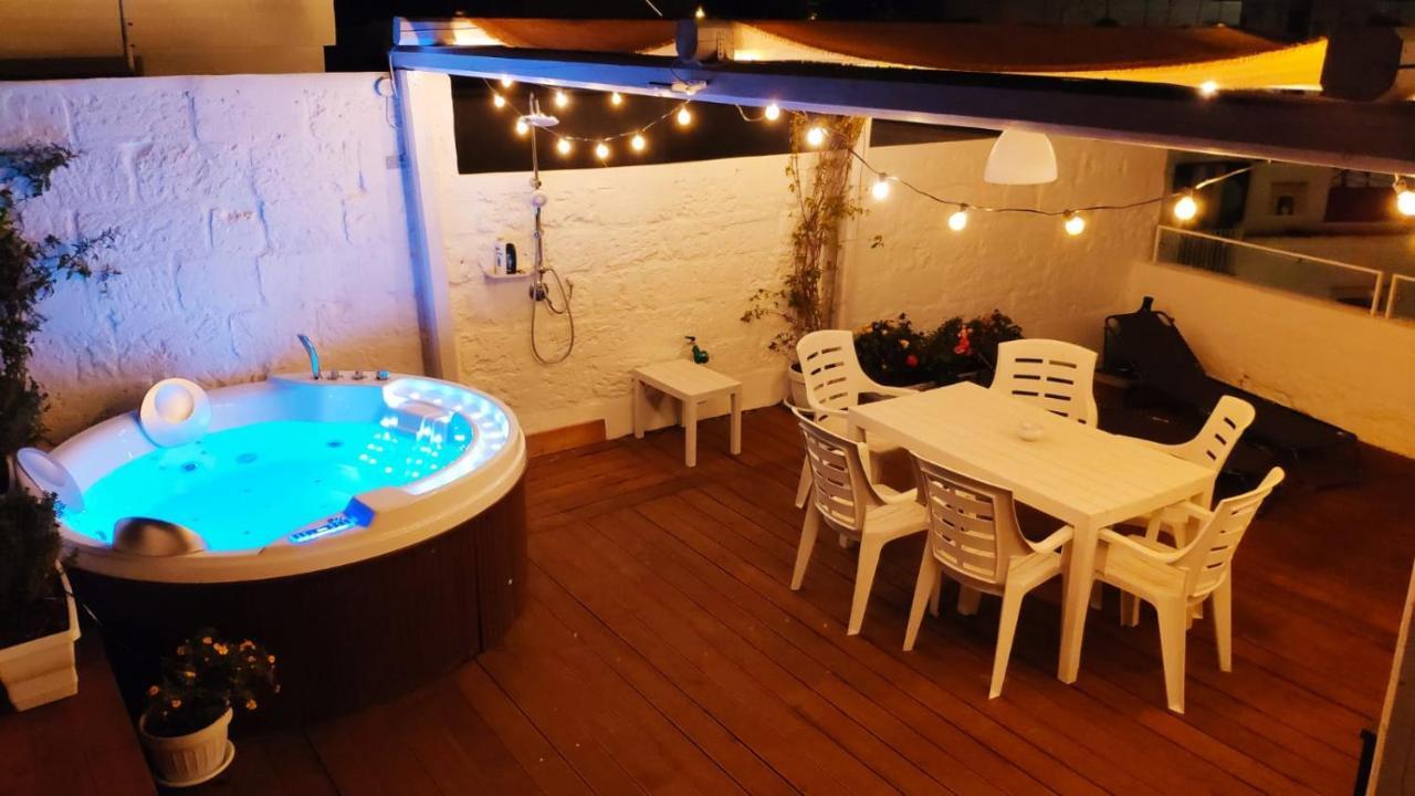 Amalfi Pool Suite - Puglia Mia Apartments โมโนโปลี ภายนอก รูปภาพ