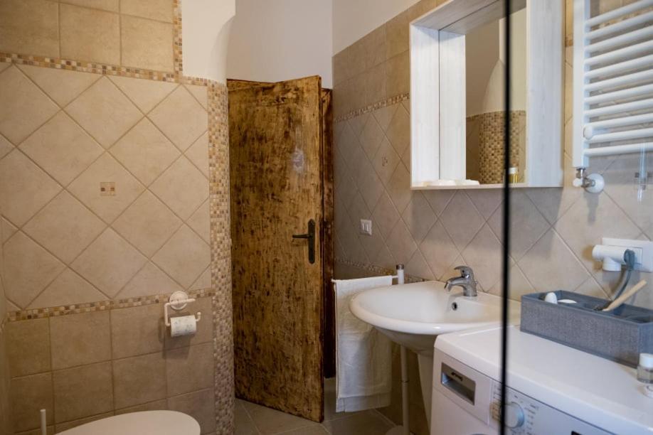 Amalfi Pool Suite - Puglia Mia Apartments โมโนโปลี ภายนอก รูปภาพ